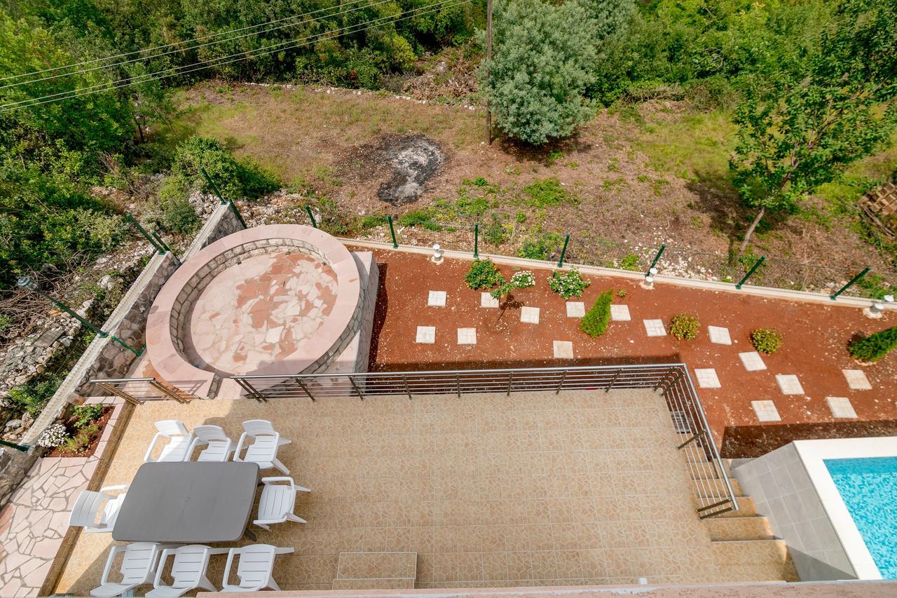 Apartments Mitrovic 루시티차 외부 사진