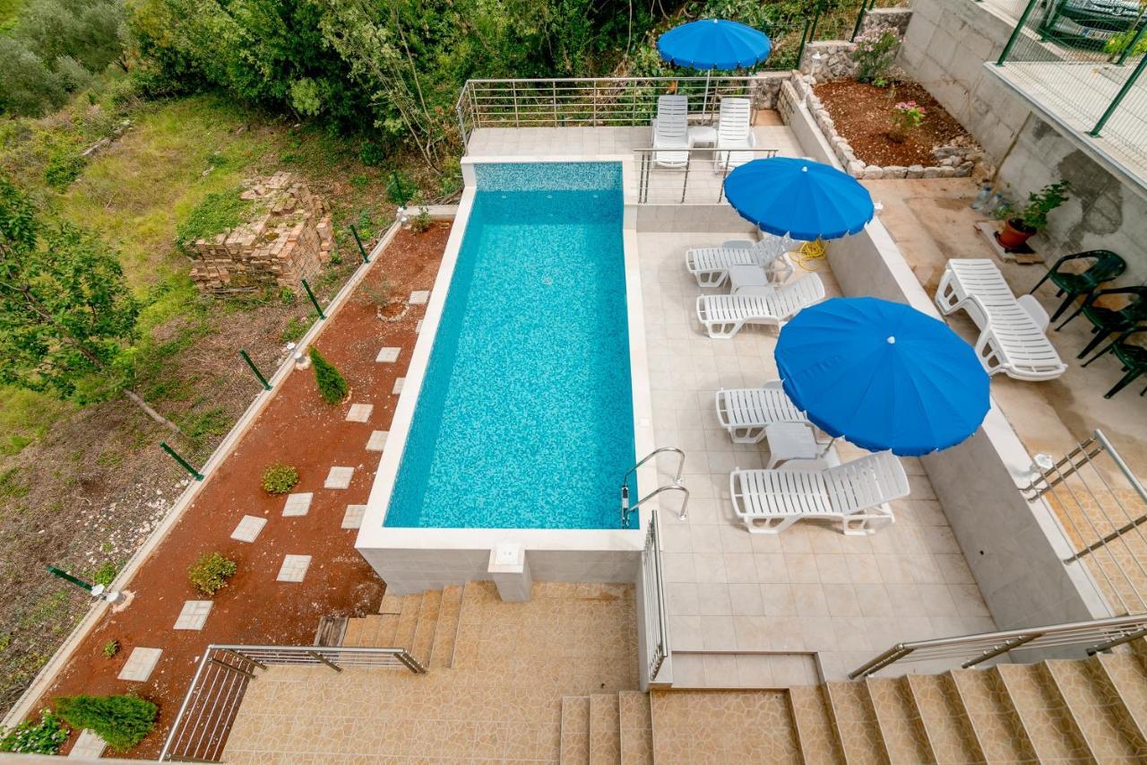 Apartments Mitrovic 루시티차 외부 사진